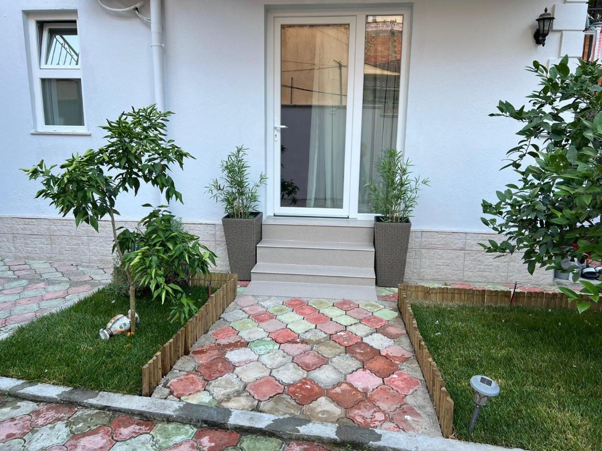 Florent'S Superb Studio, Free Parking & Garden!! Tirana Exterior photo